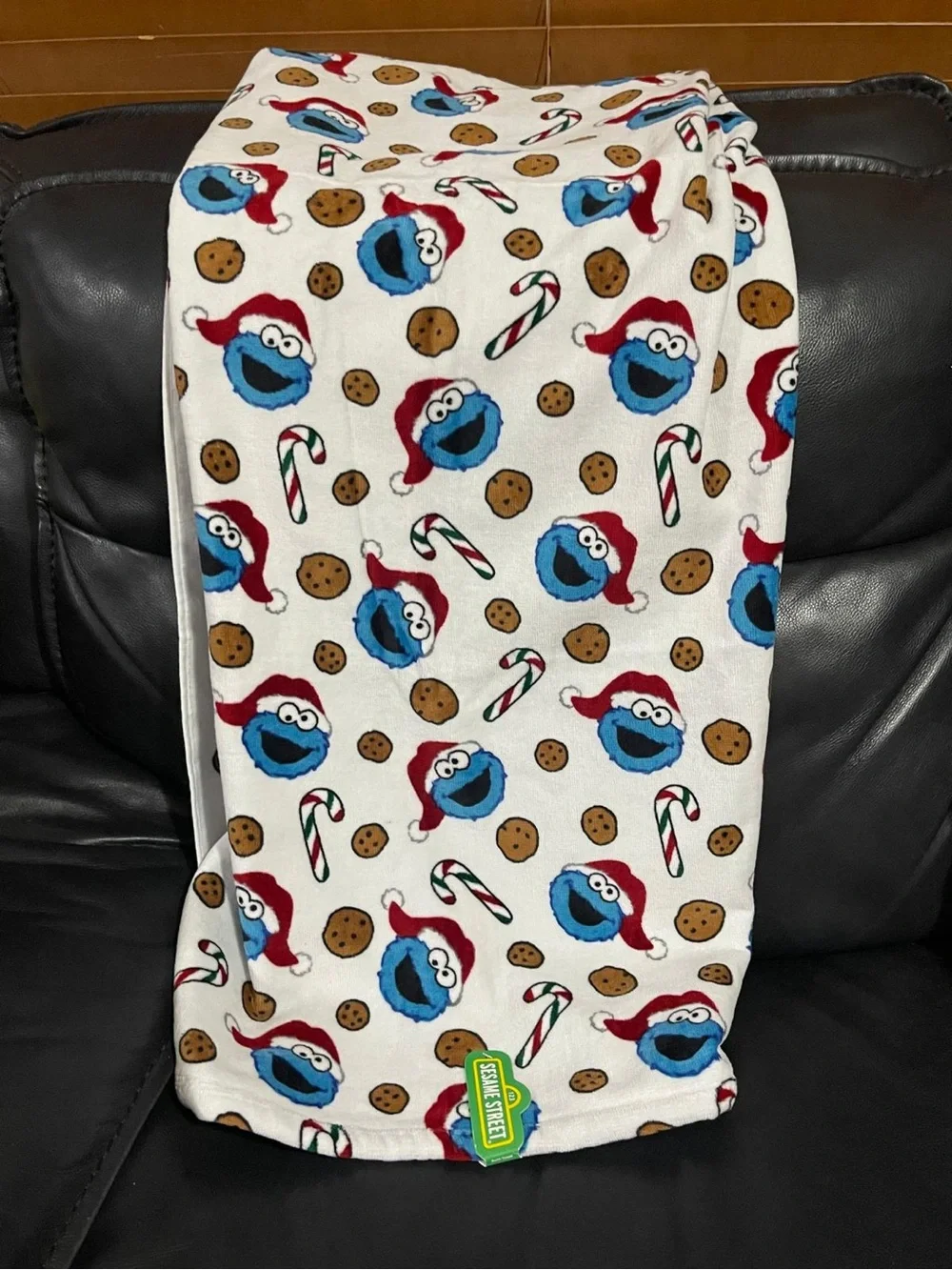 Christmas Sesame Street Cookie Monster Bath Towel